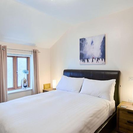 Lake District Apartment At Windermere Marina Village 보우네스온윈더미어 외부 사진